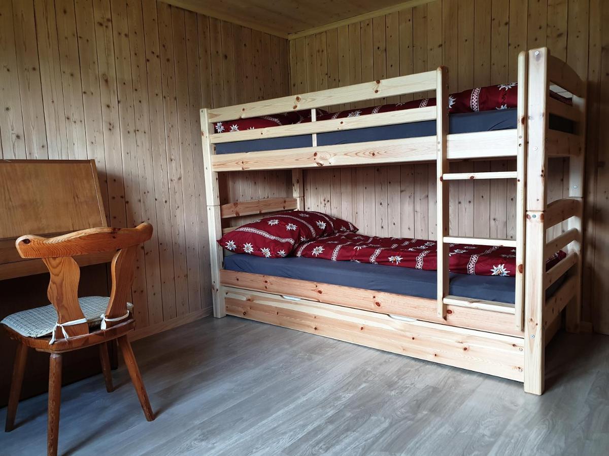 Surcuolm Ferienwohnung Antonia מראה חיצוני תמונה