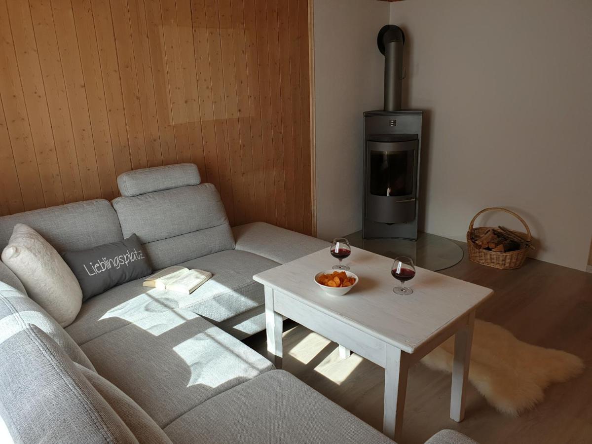 Surcuolm Ferienwohnung Antonia מראה חיצוני תמונה